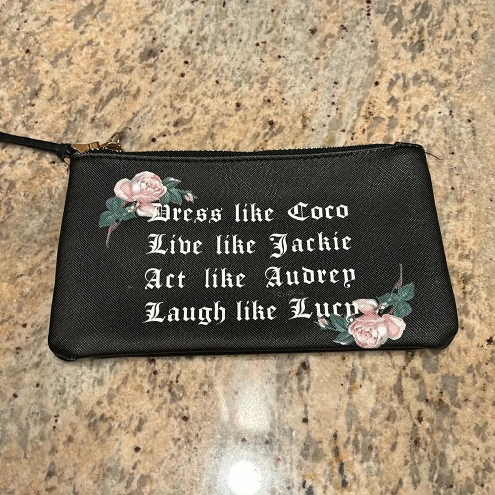 Cute saying zipper bag. It's can be used as a wallet or put in a purse